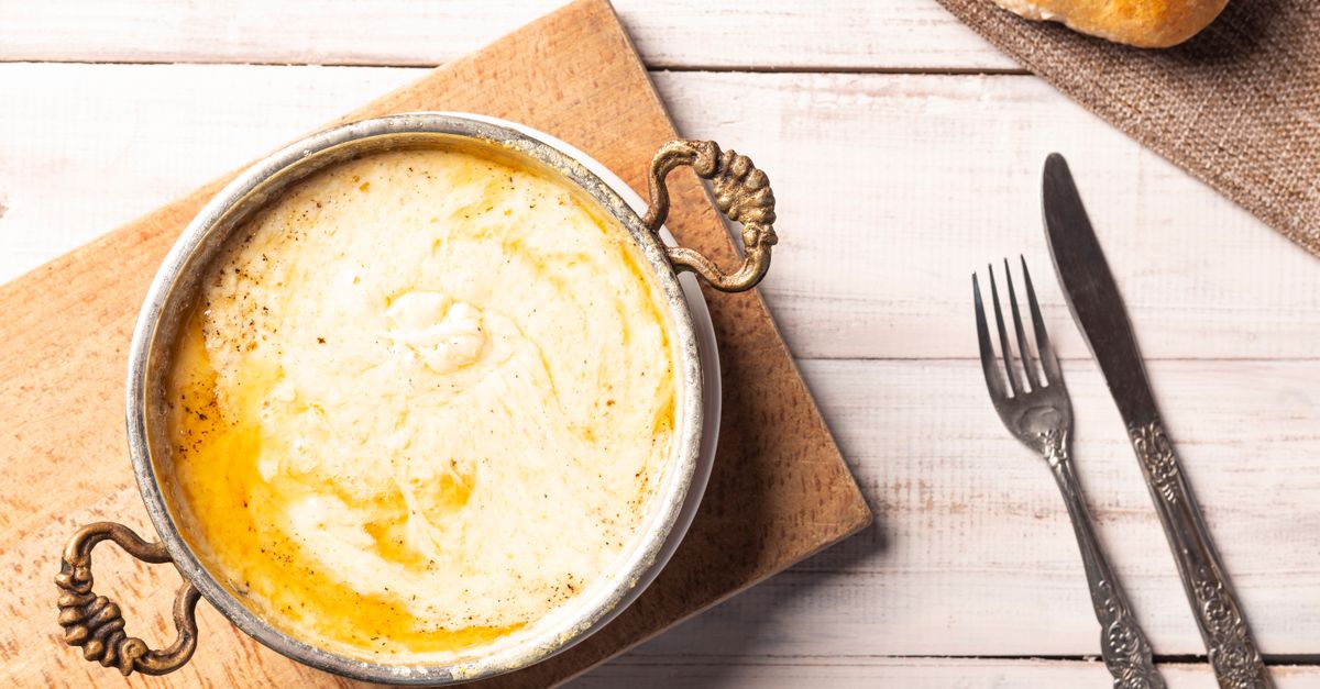Béchamel sans grumeaux : la méthode infaillible pour mélanger roux et lait