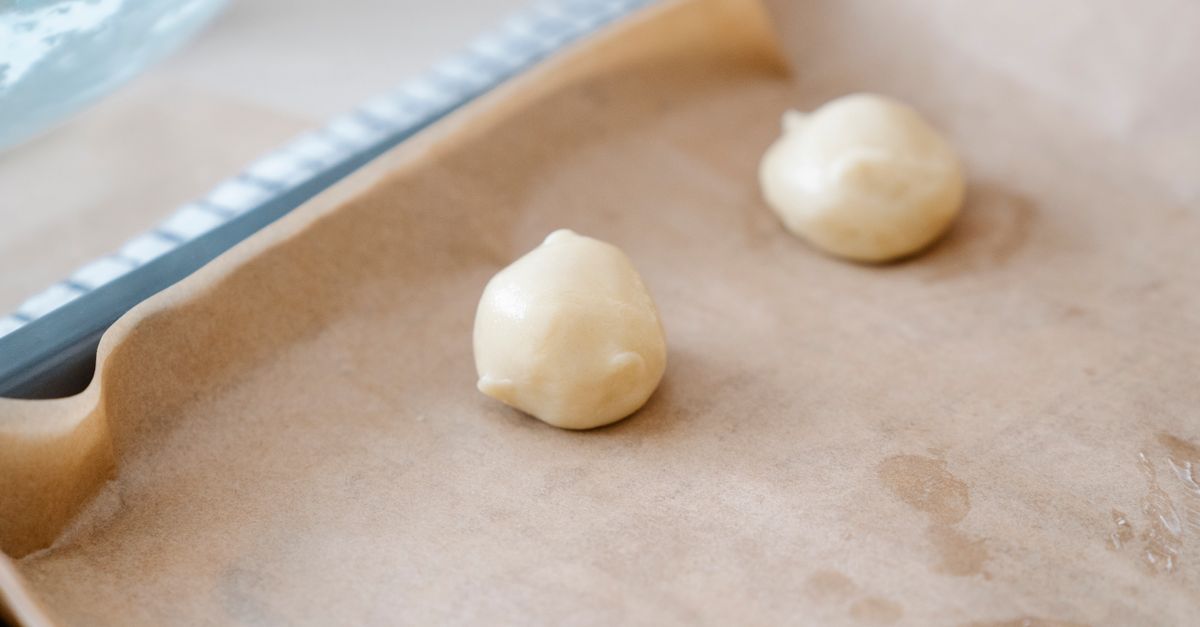 Conserver une pâte à biscuits ou à gâteau crue sans qu'elle s'épaississe ou se dessèche