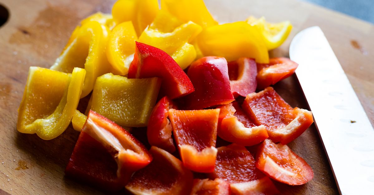 La poêlée de poivrons jaunes et oranges : la technique pour une couleur vive et un goût sucré préservés